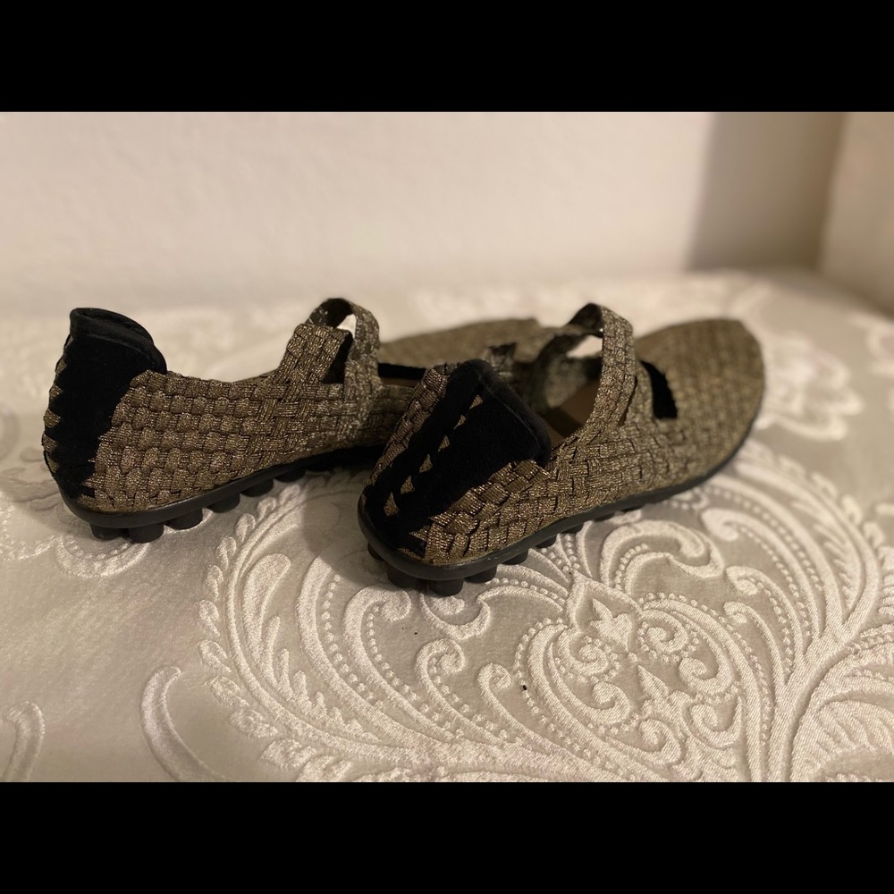 Gold weaved pattern - Picture 7 of 7